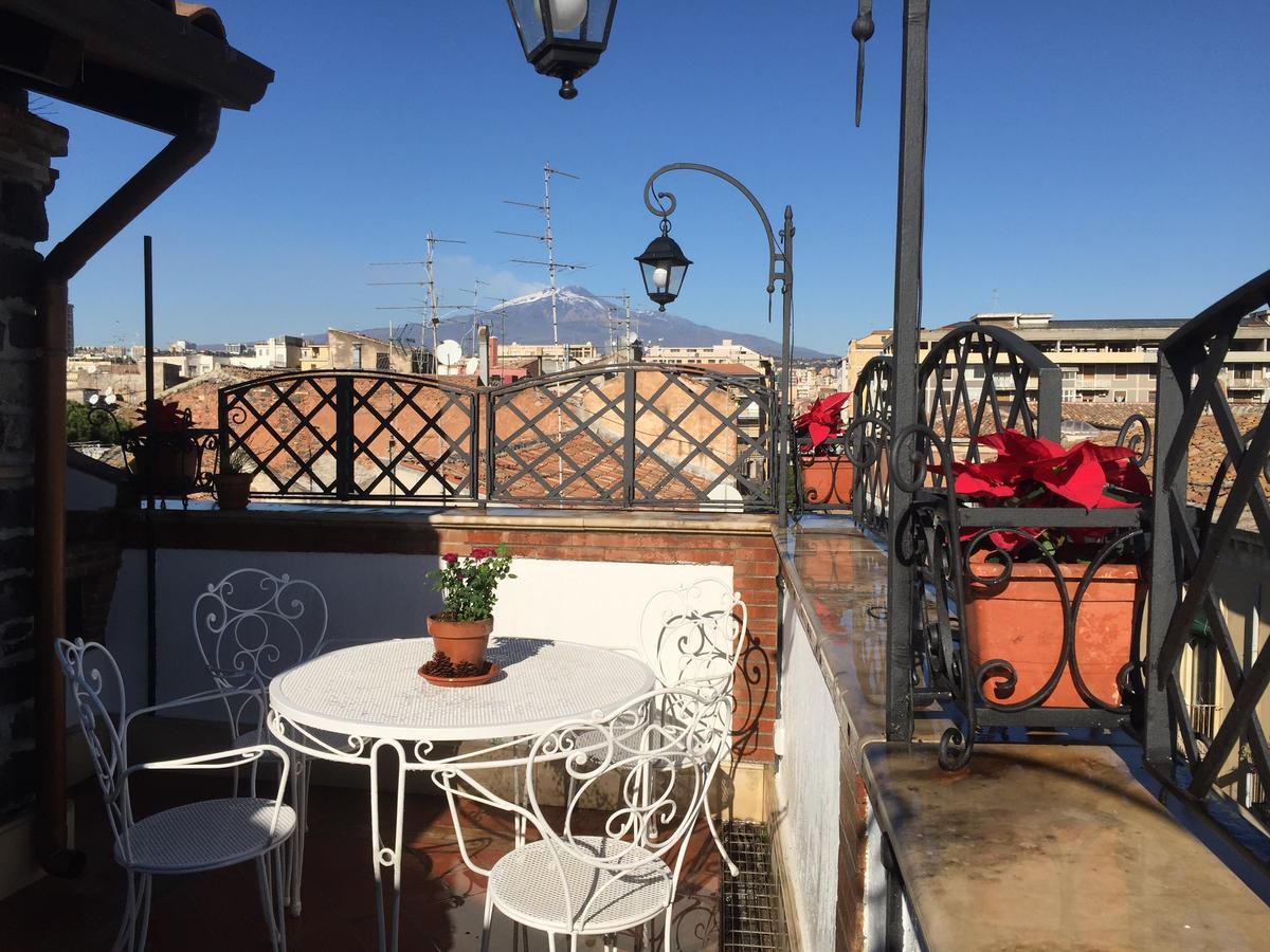 카타니아 Casa Felice Nel Centro Storico, Tra Etna E Mare 아파트 외부 사진